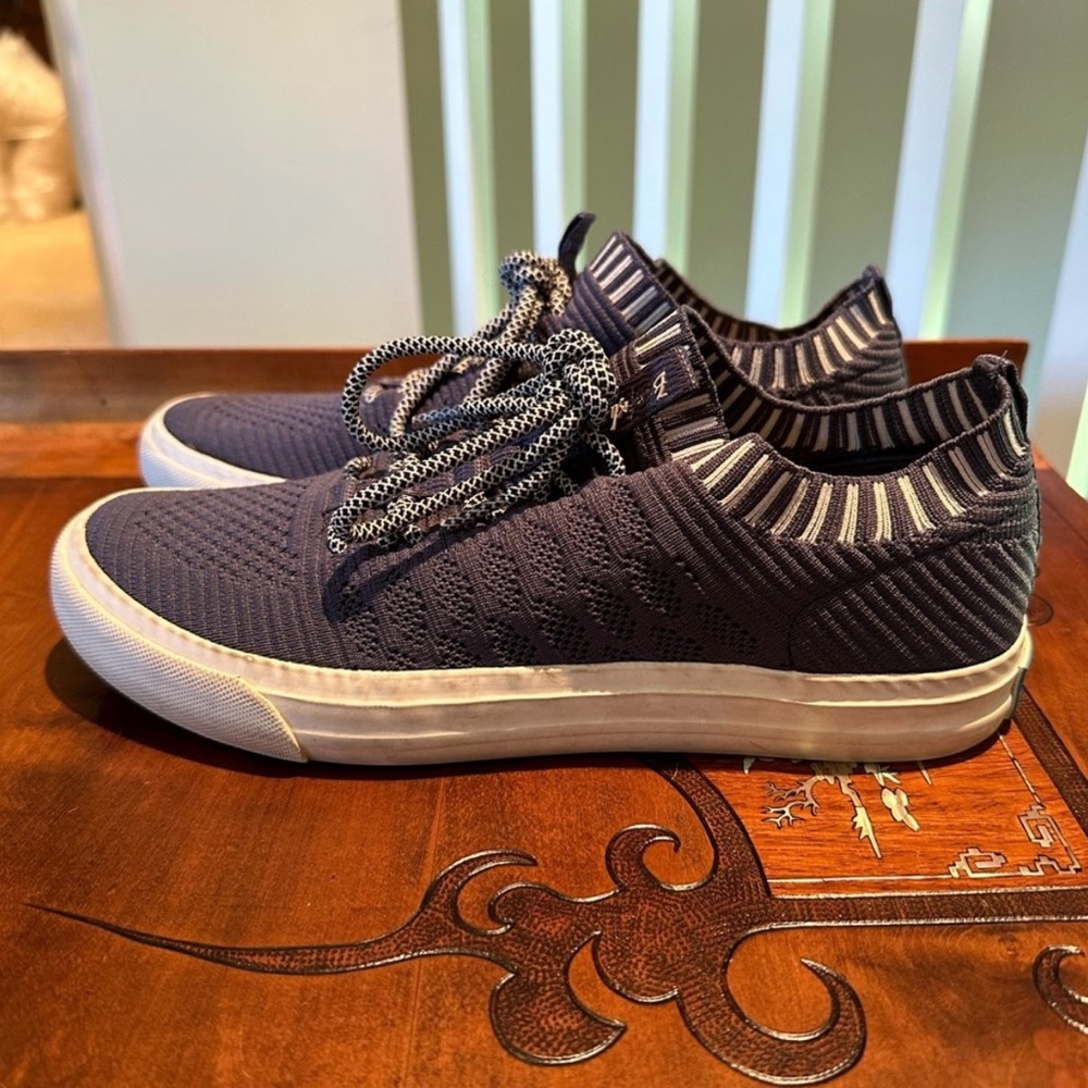 Blowfish Malibu Sneakers Size 8 - Picture 4 of 6